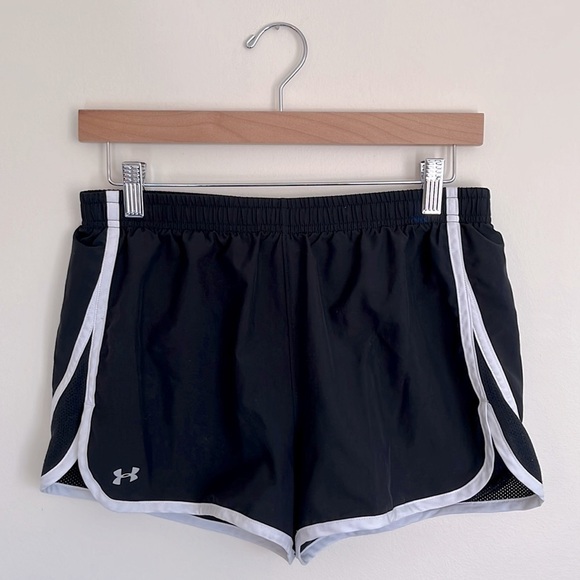 Under Armour Semi-Fitted Black + White Athletic Shorts - Picture 1 of 7
